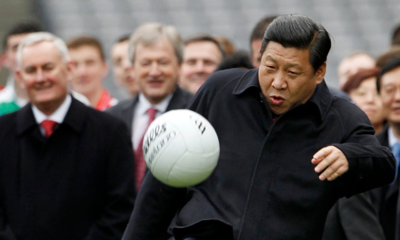 民主 vs 独裁：为什么习近平救不了中国足球？