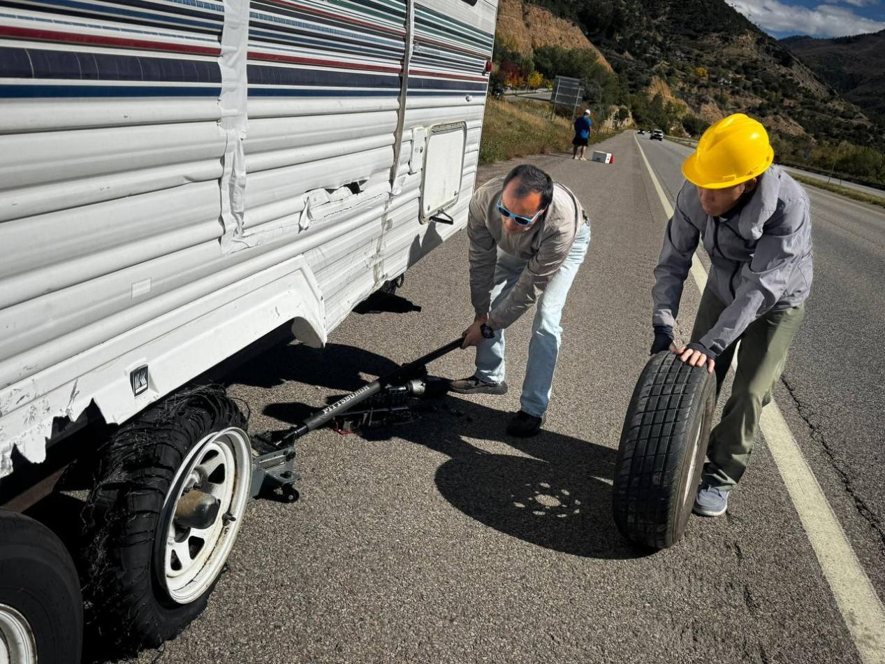 穿越洛基山的险情：团结让我们无所畏惧
